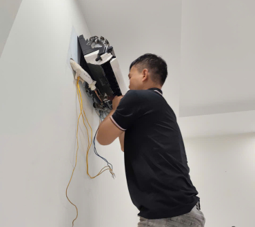 Lắp máy lạnh điều hòa treo tường 1HP | Giá 400.000 VNĐ