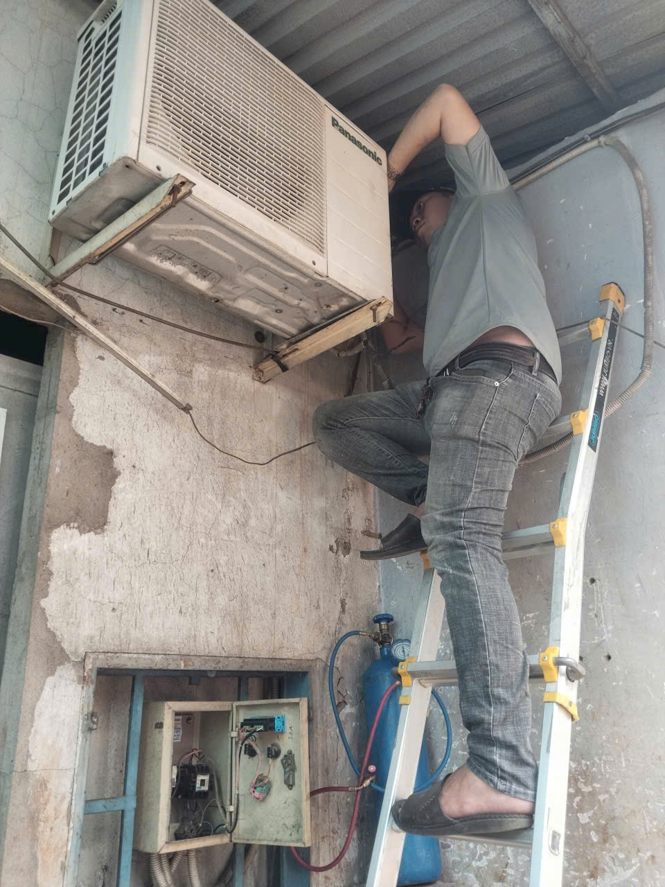 Lắp đặt máy lạnh tại vĩnh lộc a