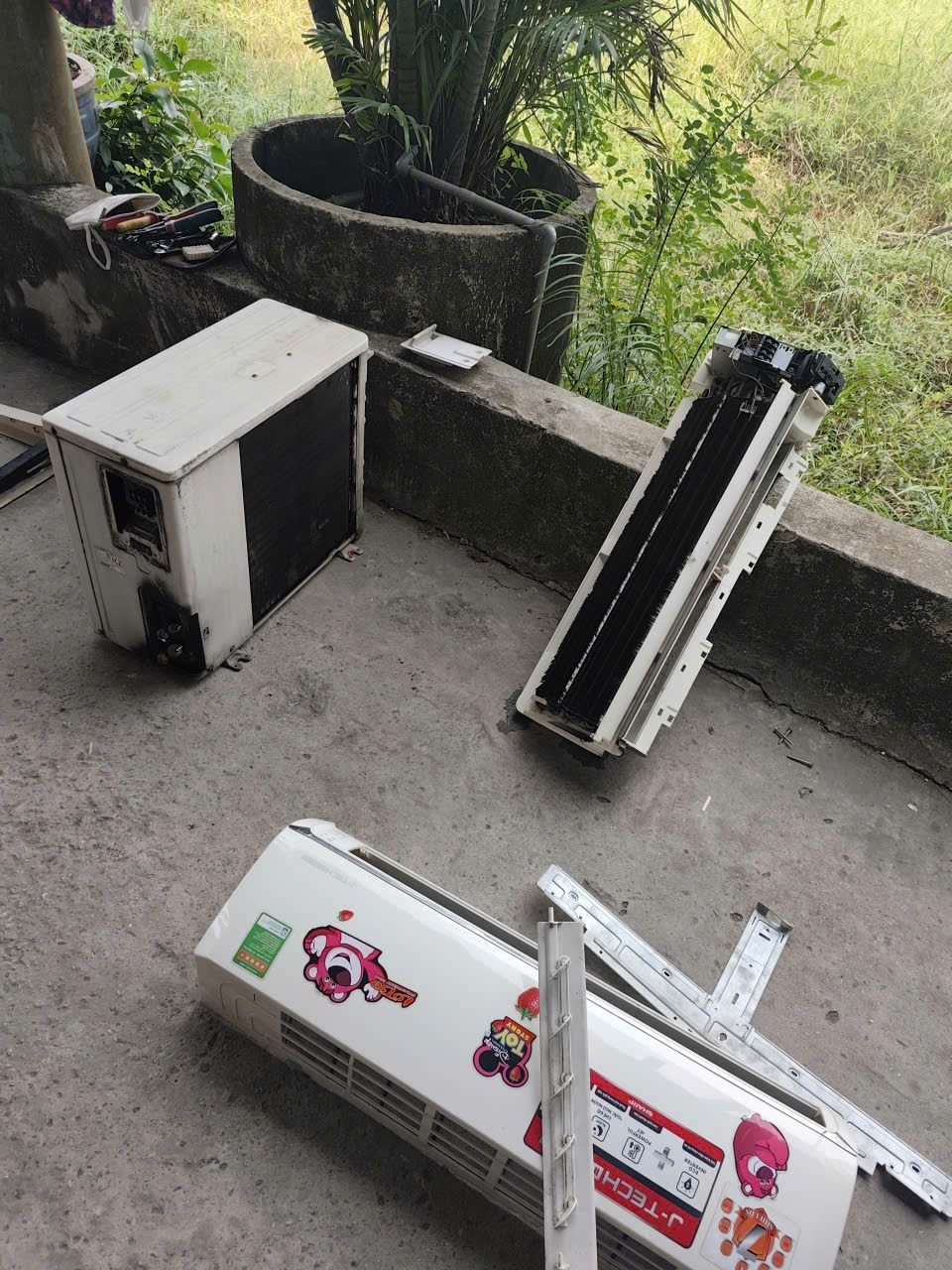 tháo lắp máy lạnh kèm dịch vụ vệ sinh máy lạnh